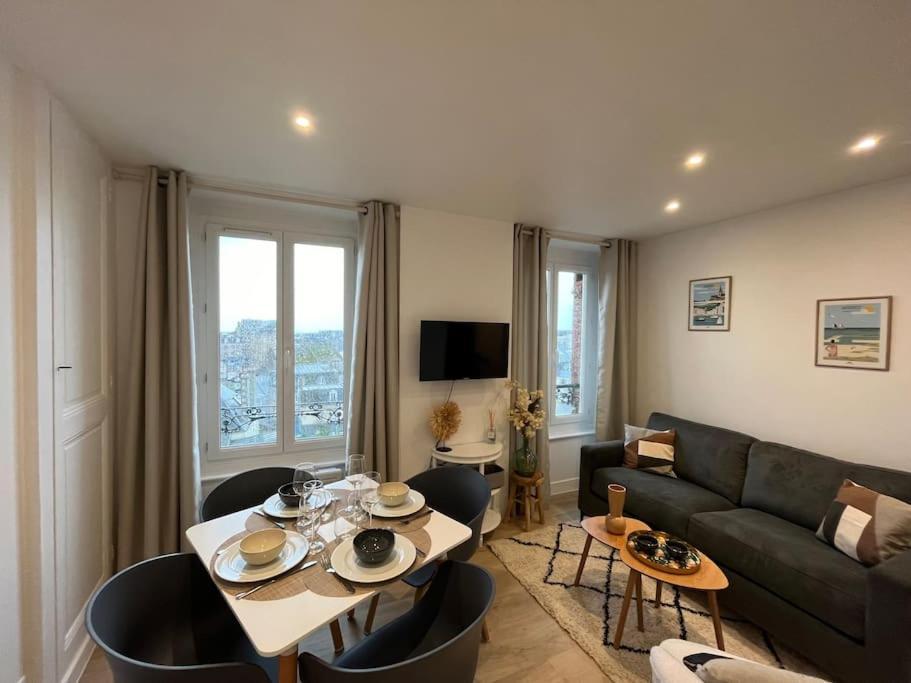 Le Bellevue Leilighet Granville Eksteriør bilde